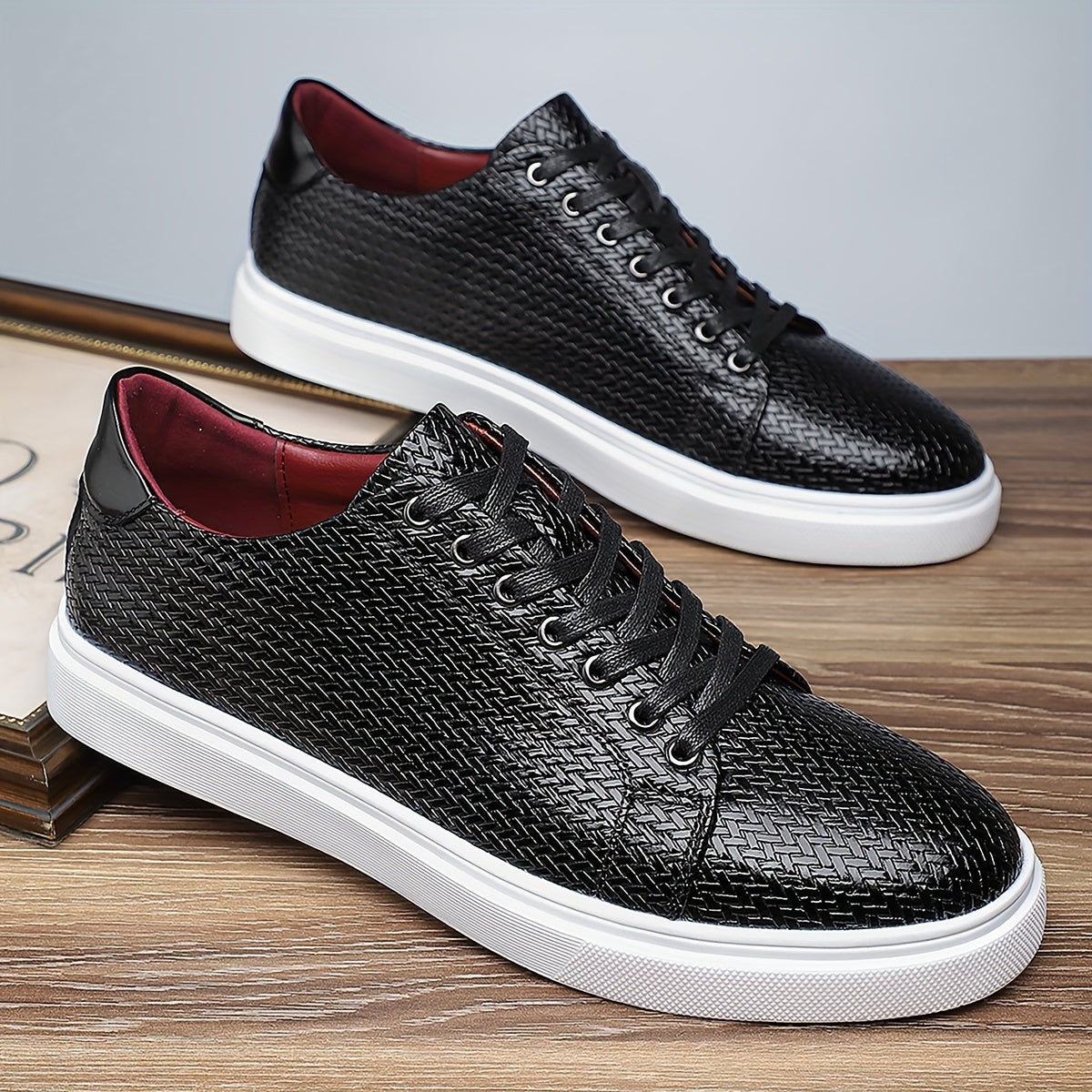 Marcona Low Top Sneaker