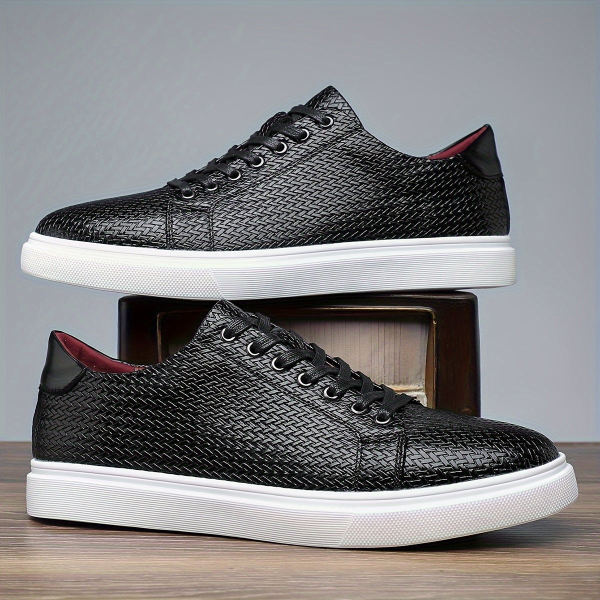 Marcona Low Top Sneaker