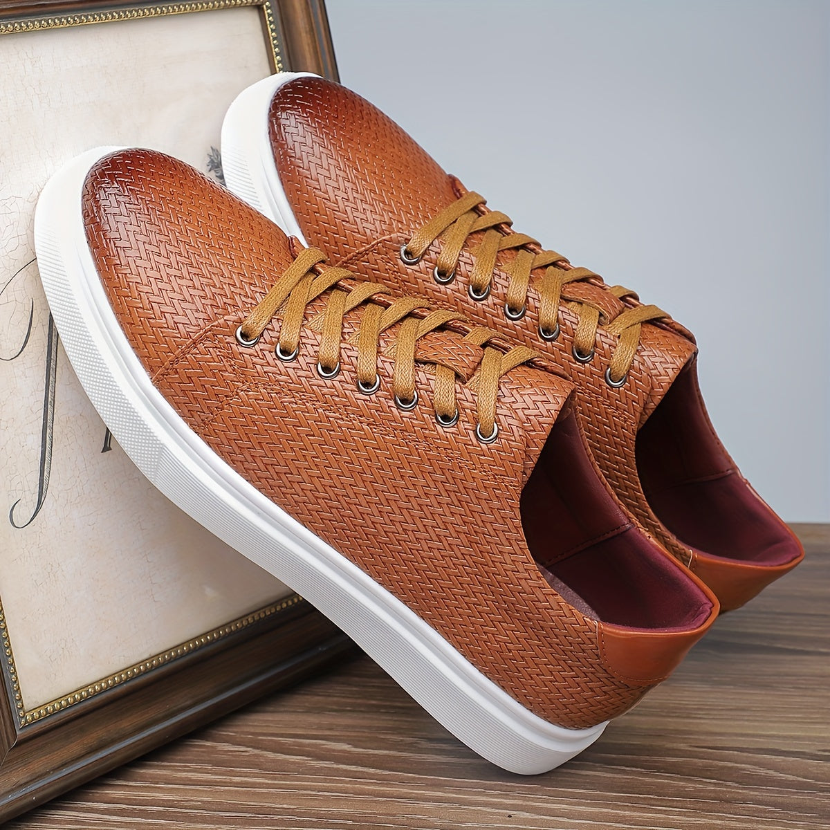 Marcona Low Top Sneaker